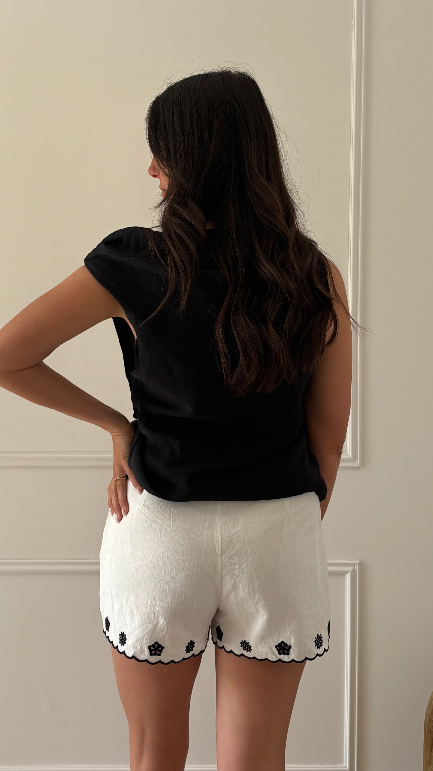 Short MELIE