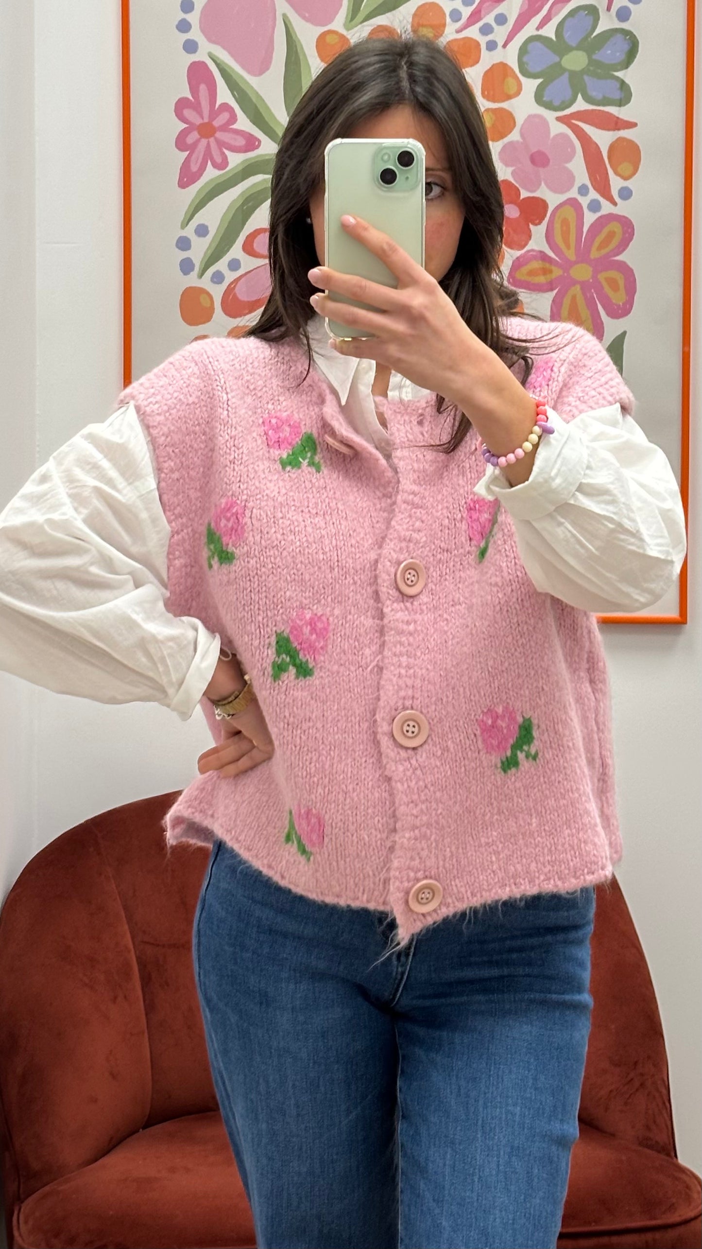 Gilet sans manches rose à motifs floraux