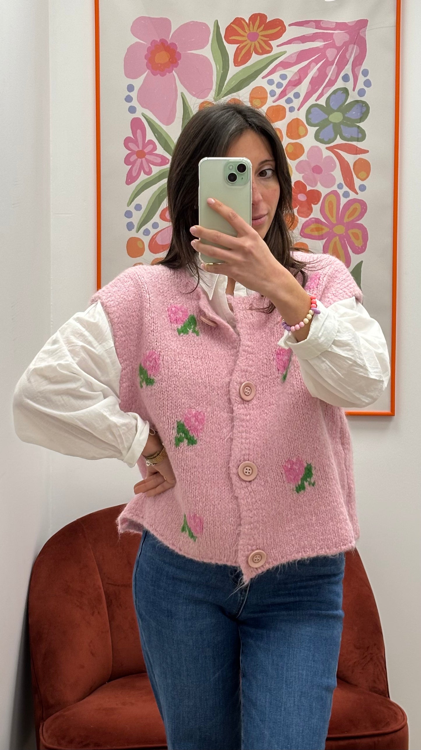 Gilet sans manches rose à motifs floraux