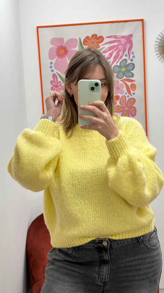 Pull en maille jaune poussin