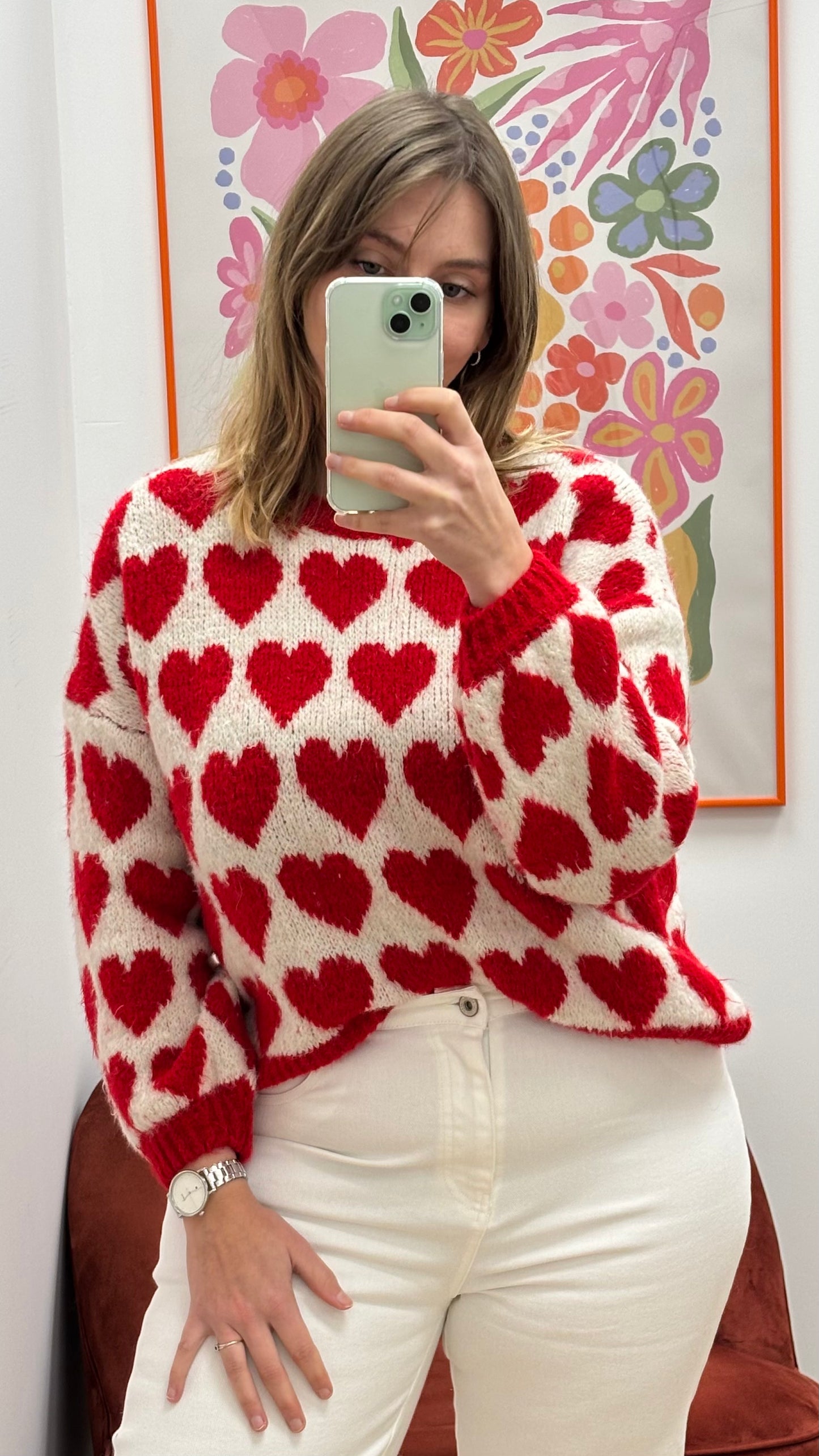 Pull maille blanc à coeurs rouges