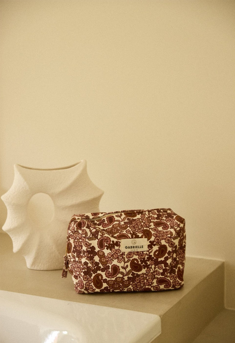 Trousse de toilette motifs arabesque rouge bordeaux